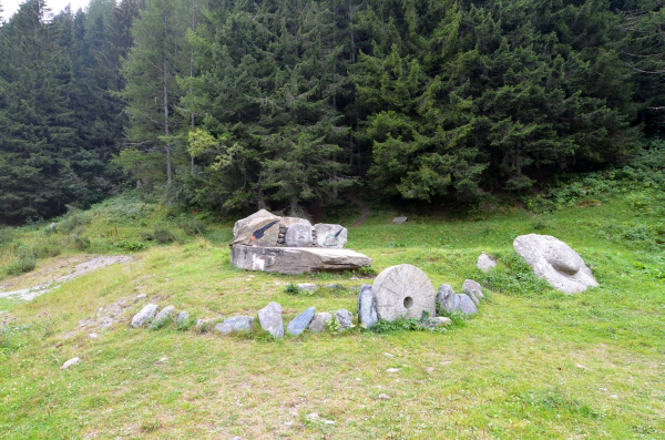 Strada Lago Verde Germanasca Prali Praly